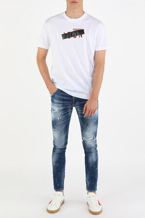 Chest Icon T-Shirt in White DSQUARED2